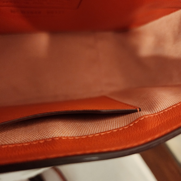 Coach Rambler Crossbody/Shoulder Bag EUC Color: Mango - Picture 7 of 8